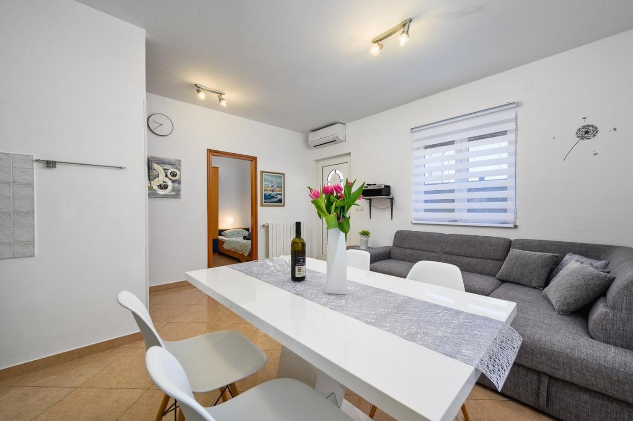 Bozica House With Apartments Murine Buitenkant foto