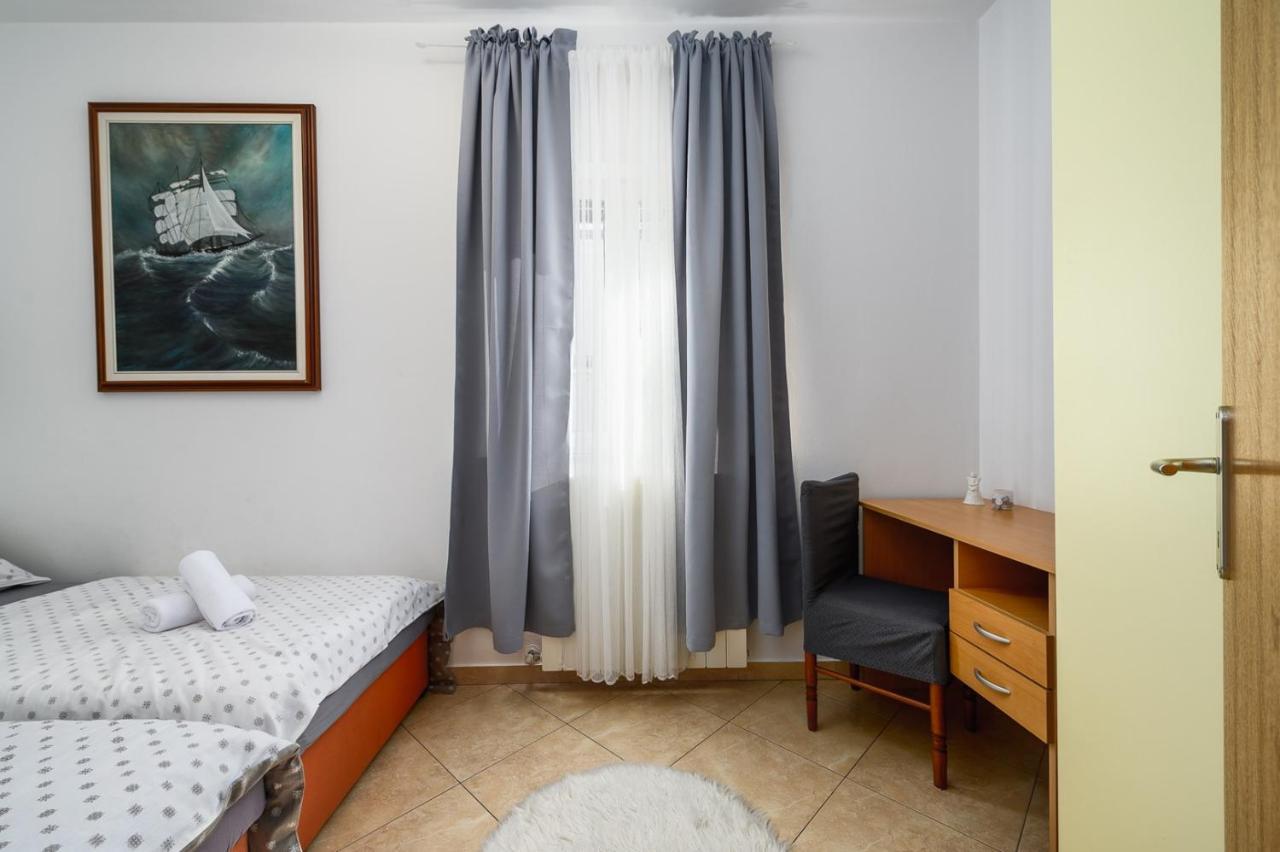 Bozica House With Apartments Murine Buitenkant foto